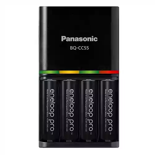 Ładowarka Panasonic Eneloop Pro BQ-CC55 + 4 x R6/AA 2550mAh widok z przodu