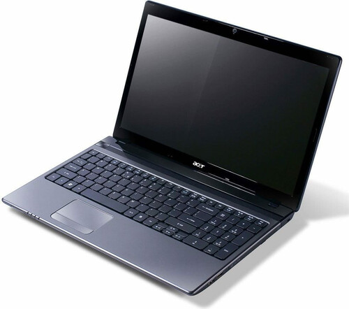 Laptop Acer Aspire 5750G i3-2350M 4GB 320GB GT 610M widok z boku