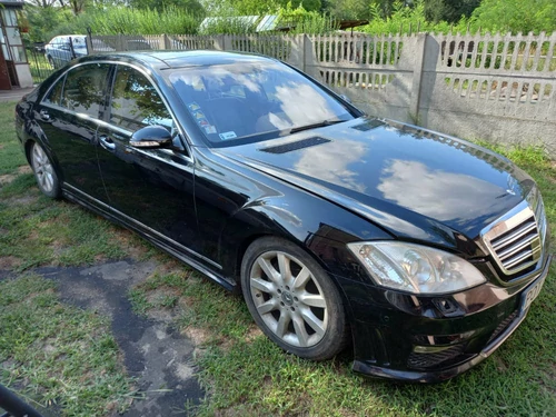 Mercedes-Benz Klasa S550 4Matic 2008 widok z prawej strony