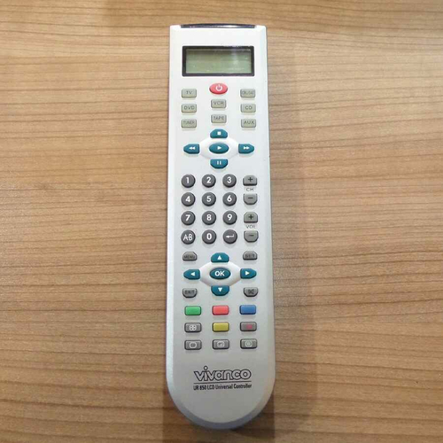 Pilot do telewizora Vivanco UR 850 LCD widok z przodu.