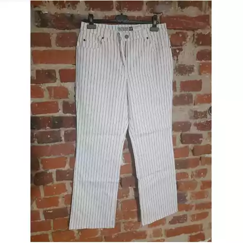 Spodnie damskie jeansowe w paski Outdoor John Baner widok z przodu