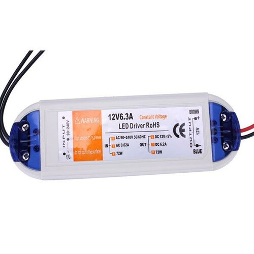 Sterownik zasilacz LED 3X 12V 72W 6.2A widok z przodu