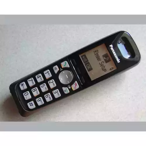 Telefon stacjonarny Panasonic KX-TGA651EX sama słuchawka widok z góry