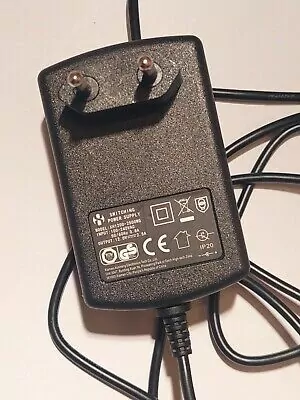 Zasilacz do routera Switching Power Supply XH1200-2500WG 12V 2.5A widok z przodu.