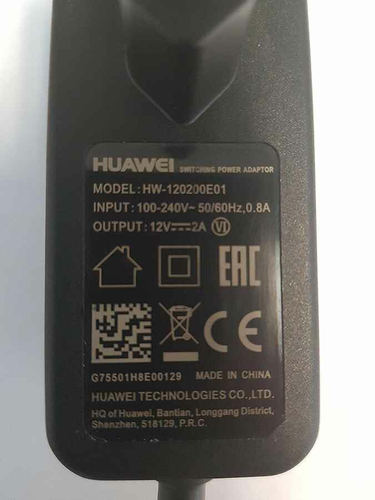Zasilacz HUAWEI B525 HW-120200E01 12V-2A widok z przodu.
