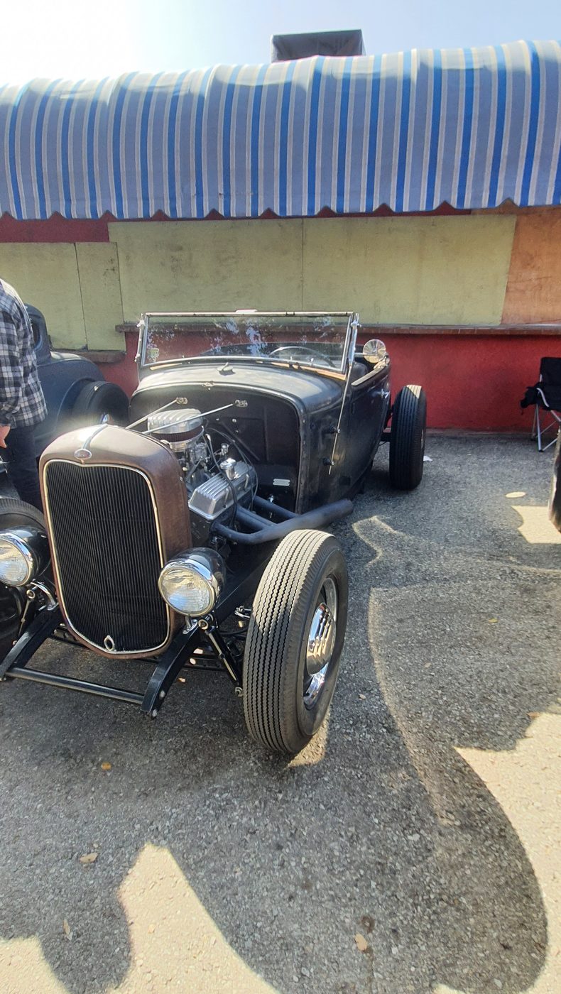 Ford Model A roadster hot rod
