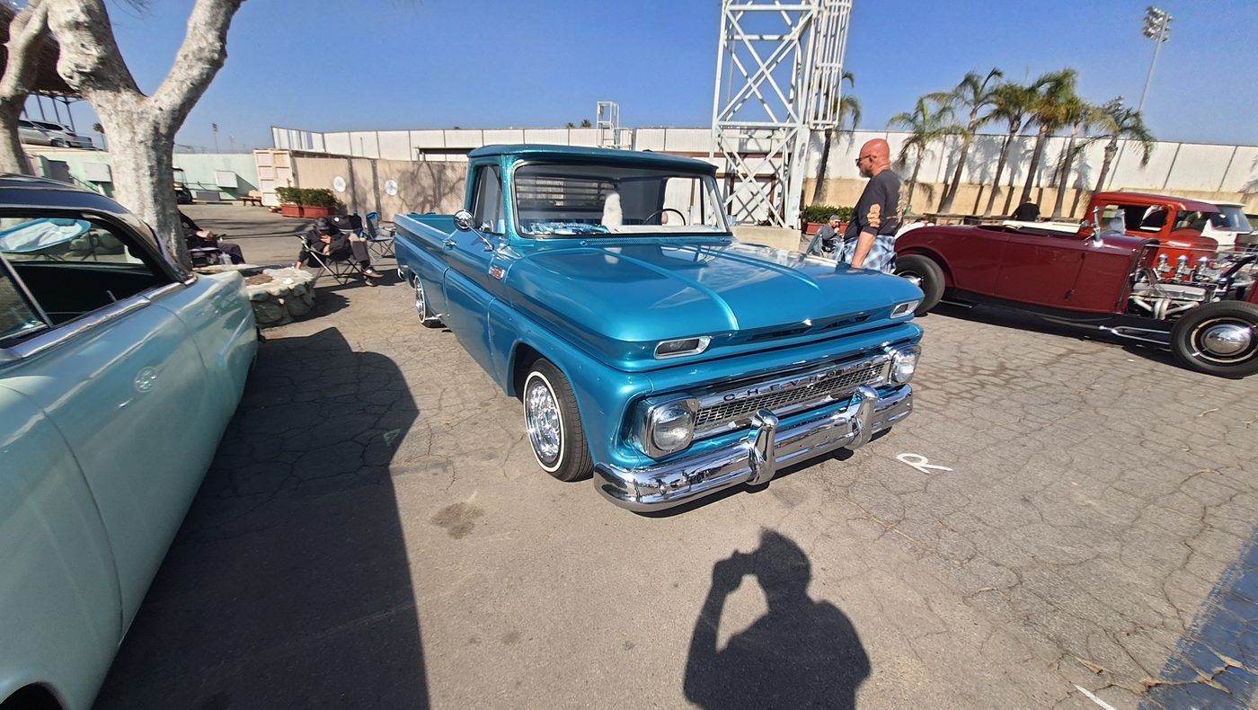 Turkusowy Chevrolet C10 1963 pickup
