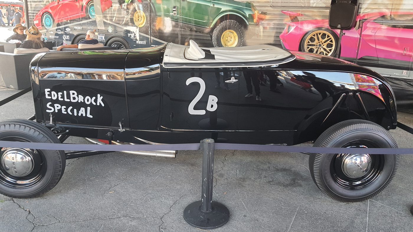 Edelbrock Special 2B track roadster