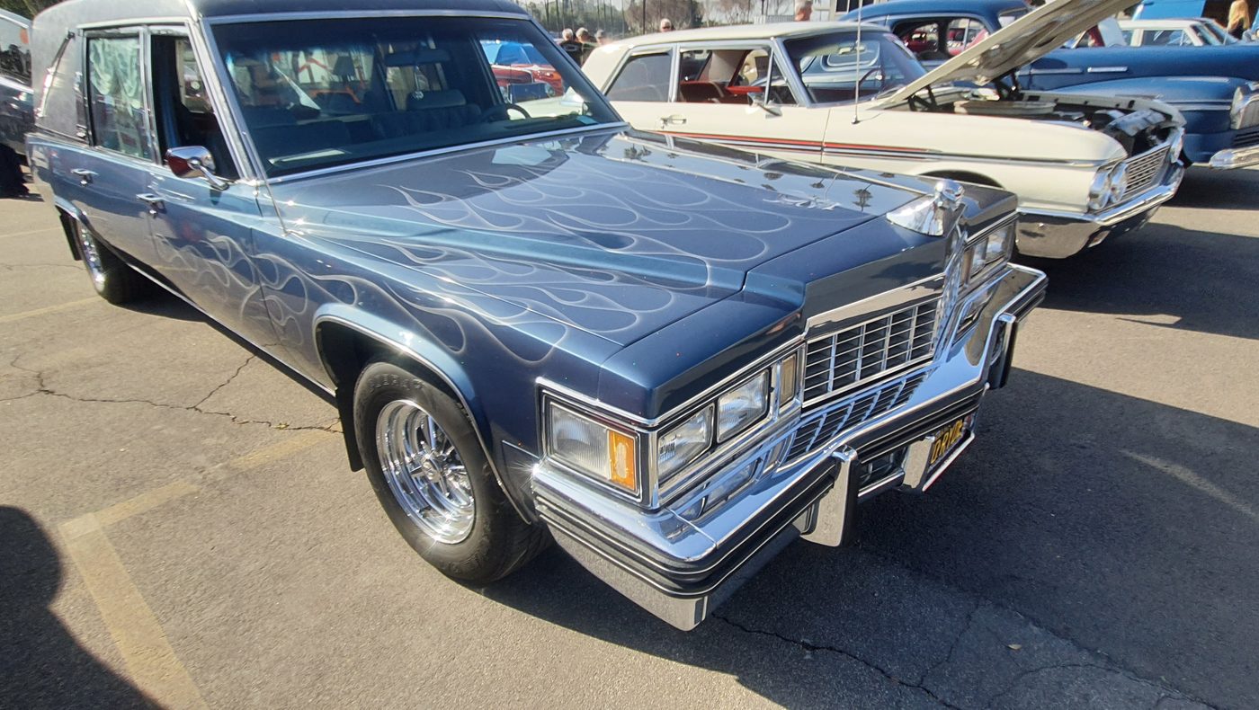 Cadillac karawan 1978 z ghost flames