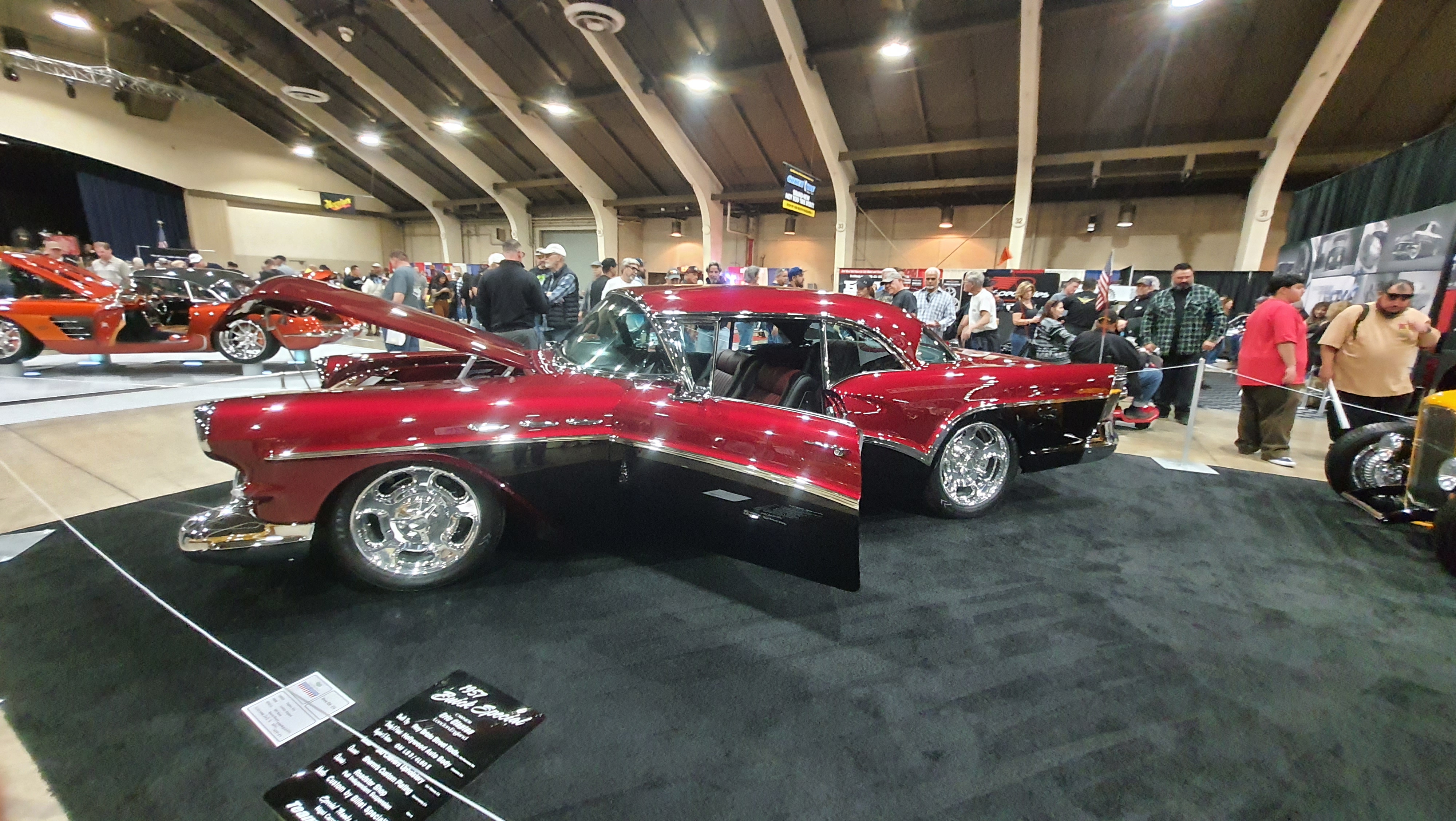 Klasyka w Dwukolorowej Odsłonie – 1957 Buick Special Show Car!