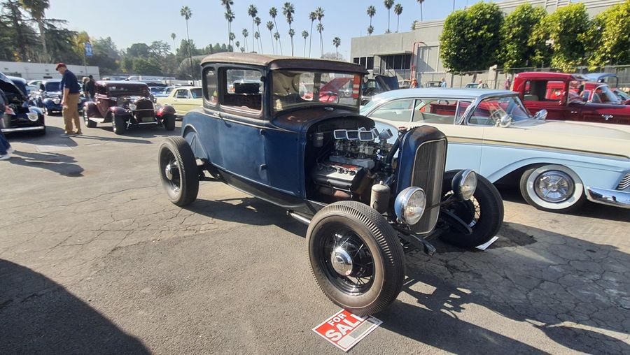 Granatowy Ford Model A coupe hot rod na sprzedaż